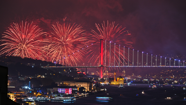 İstanbul’da havai fişek ve yanıcı madde satışına 28 Ekim’e kadar yasak