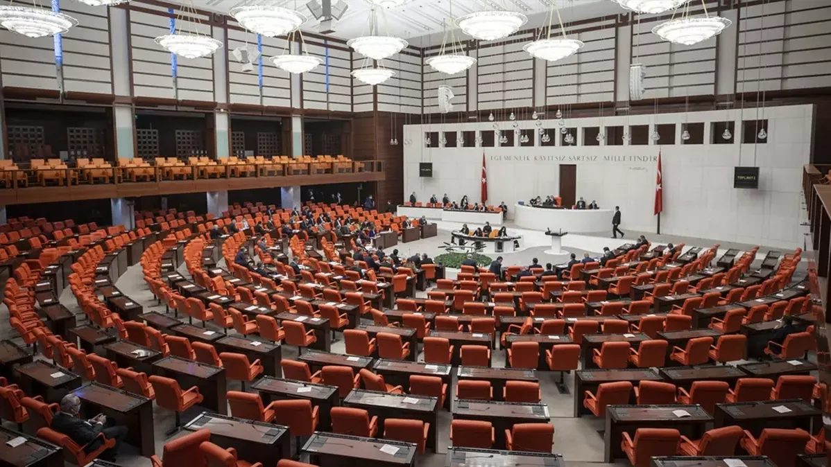 AK Parti’den Terörsüz Türkiye Komisyonu’na 21 isim! İşte tam liste