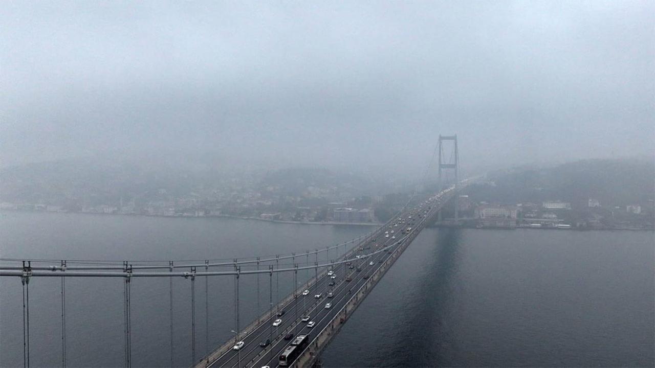 Boğazda gemi trafiği askıda