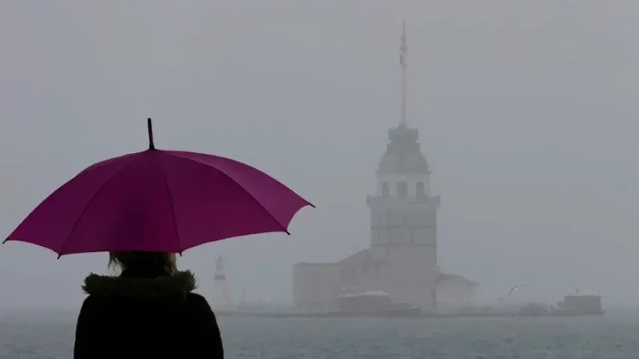 Puslu kıtalar atlası gibi... İstanbul&#039;a öyle bir yağmur geliyor ki!