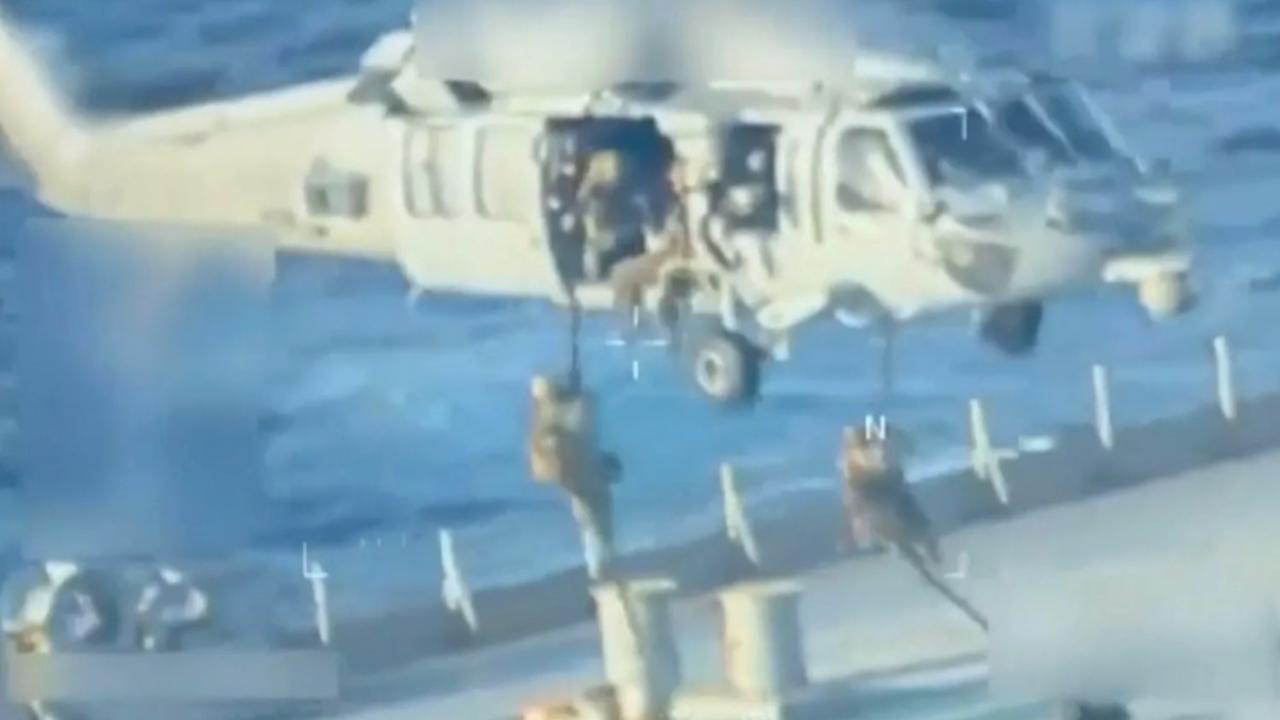 Caracas ayakta! ABD Venezuela açıklarında bir petrol tankerine el koydu