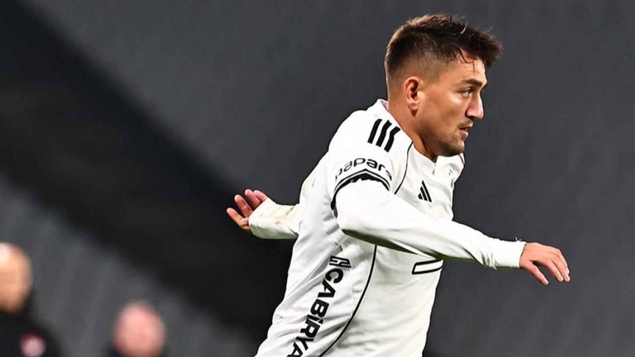 Cengiz Ünder Beşiktaş&#039;ta küllerinden doğdu