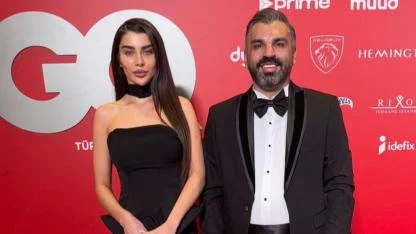 GQ ödül gecesinde ünlüler geçidi! Eren Şar ve Deren Yaşar geceye renk kattı
