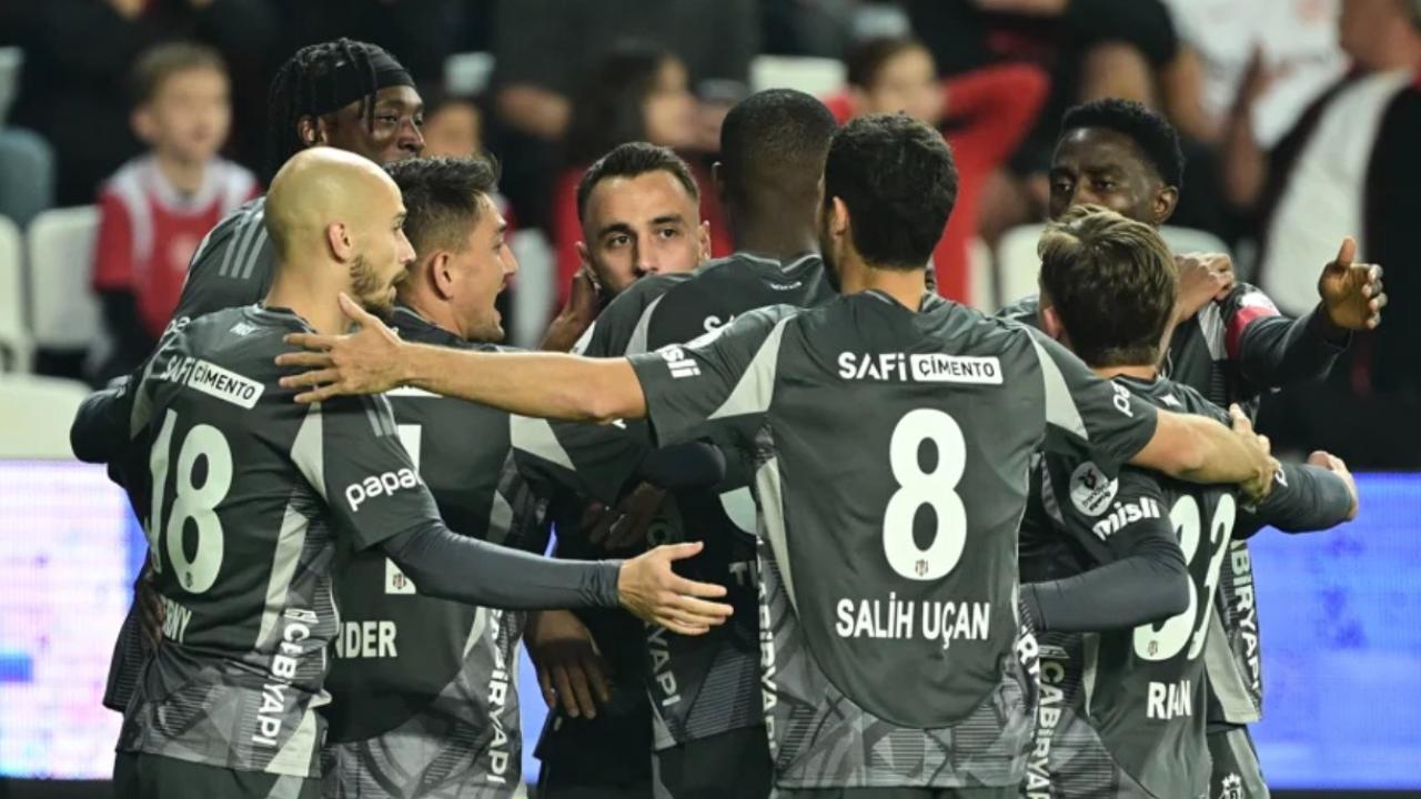 Taraftarium24 canlı izle BJK Gaziantep şifresiz canlı maç Beşiktaş Gaziantep FK selçuksports jest yayın izle