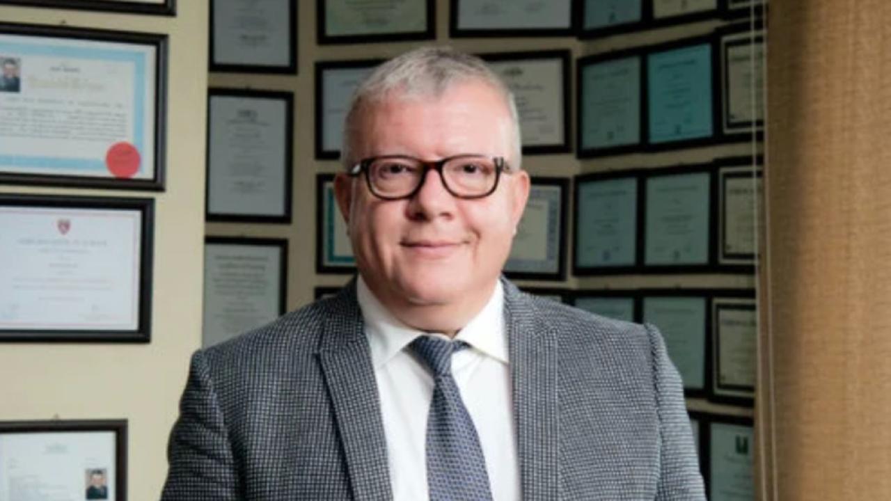 Dr. Tanju Sürmeli kimdir?