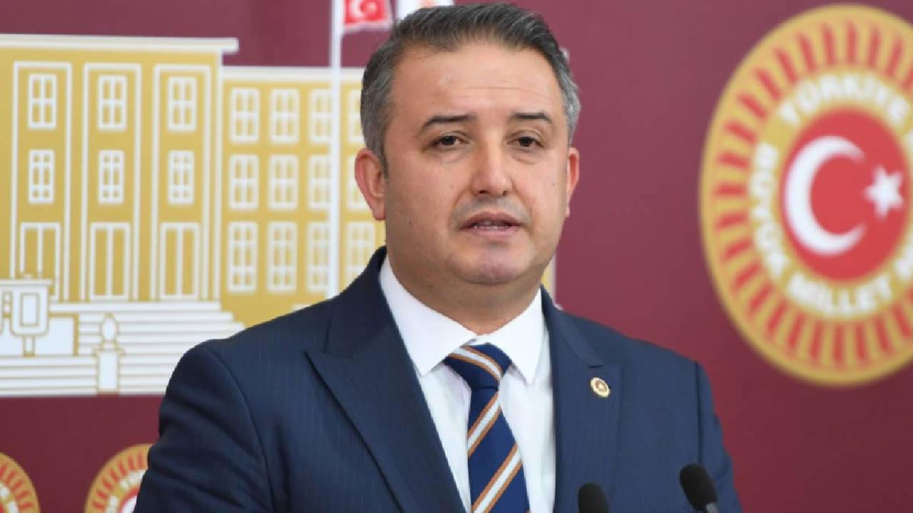 Gelecek Partisi'nden istifa eden İsa Mesih Şahin AK Parti'ye katılıyor