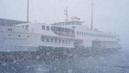 İstanbul'da vapur seferlerine kar engeli