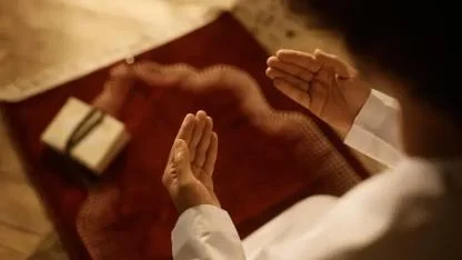 Miraç Kandili namazı kılınışı 2026: Kandil namazı nasıl kılınır, kaç rekat? Diyanet'e göre adım adım