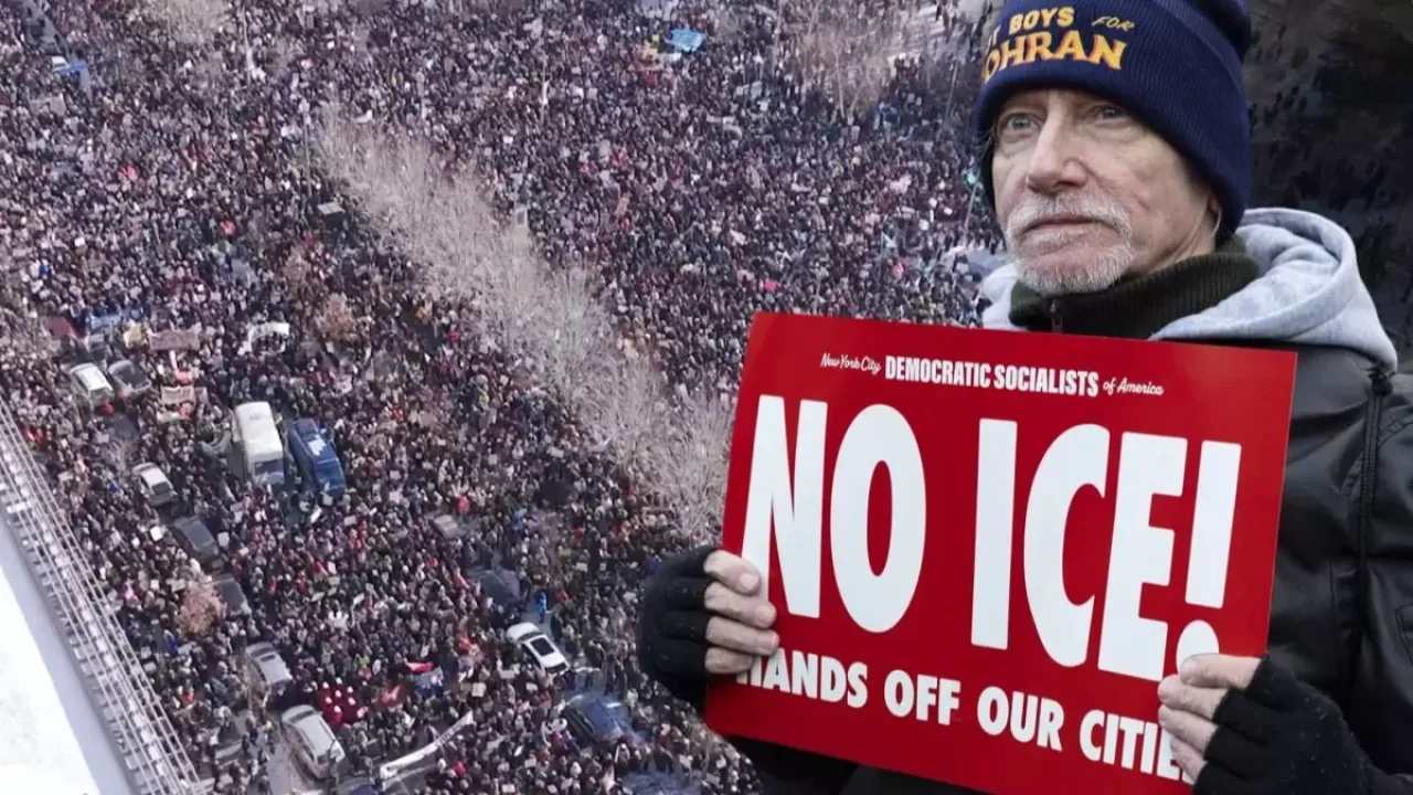 Renee Nicole Good için... ABD'de dondurucu soğuğa rağmen yüz binler sokaklarda