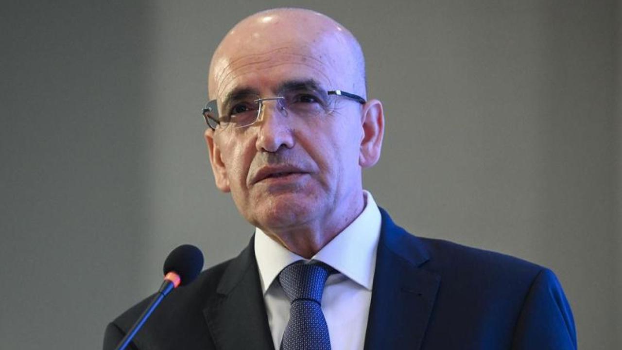 Bakan Şimşek'ten enflasyon açıklaması: Beklentiler geriledi, dezenflasyon sürüyor