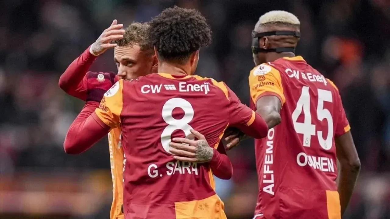 Galatasaray Kayserispor'u 4-0 yıkarak liderliğini perçinledi
