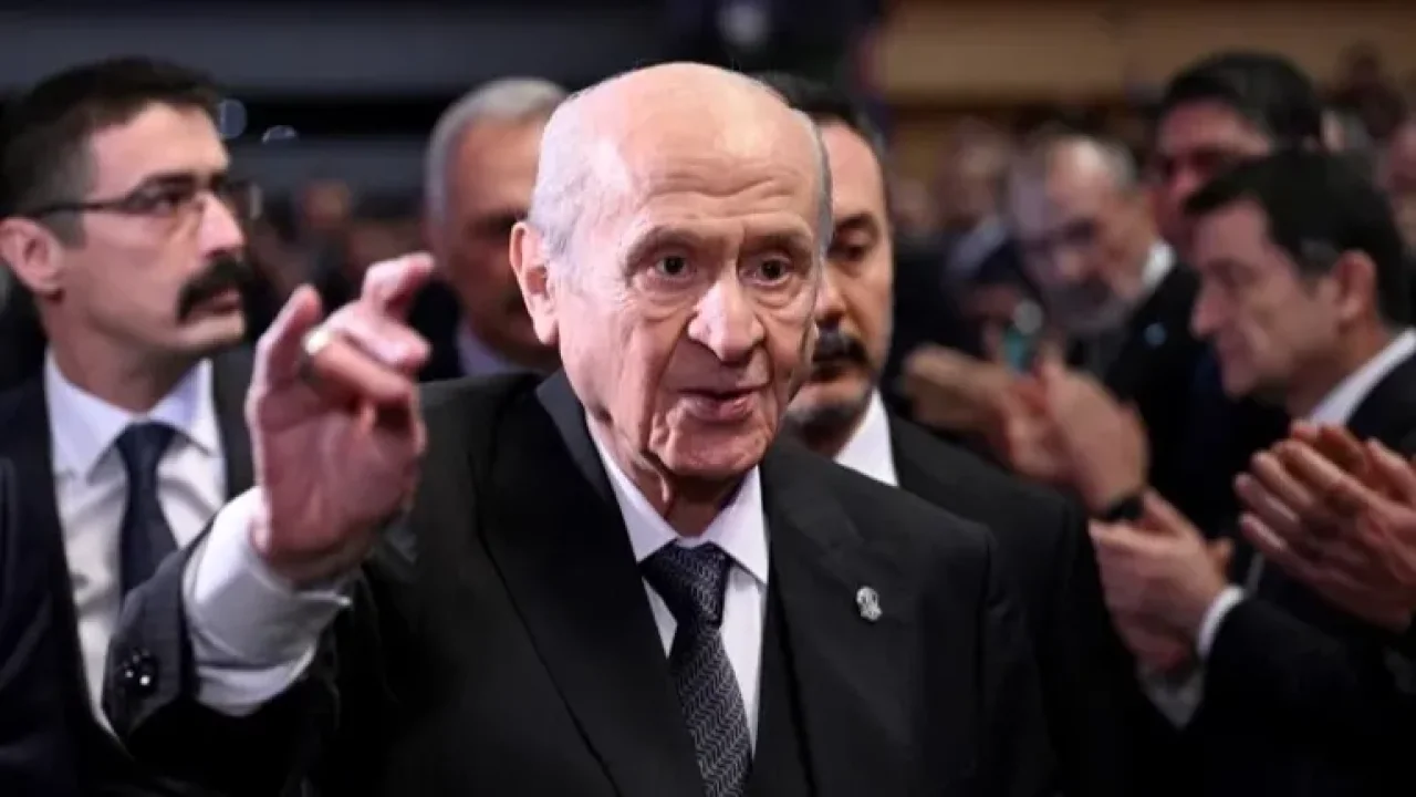 Bahçeli'den MHP'nin 57. kuruluşu için özel mesaj: Kardeş kavgasını önlemeye hazırız