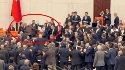 Akın Gürlek'in yemin töreni sırasında kavga çıktı! Mahmut Tanal'ın burnu kırıldı