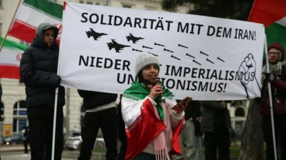 Avusturya'nın başkenti Viyana'da, ABD ve İsrail'in saldırıları protesto edildi