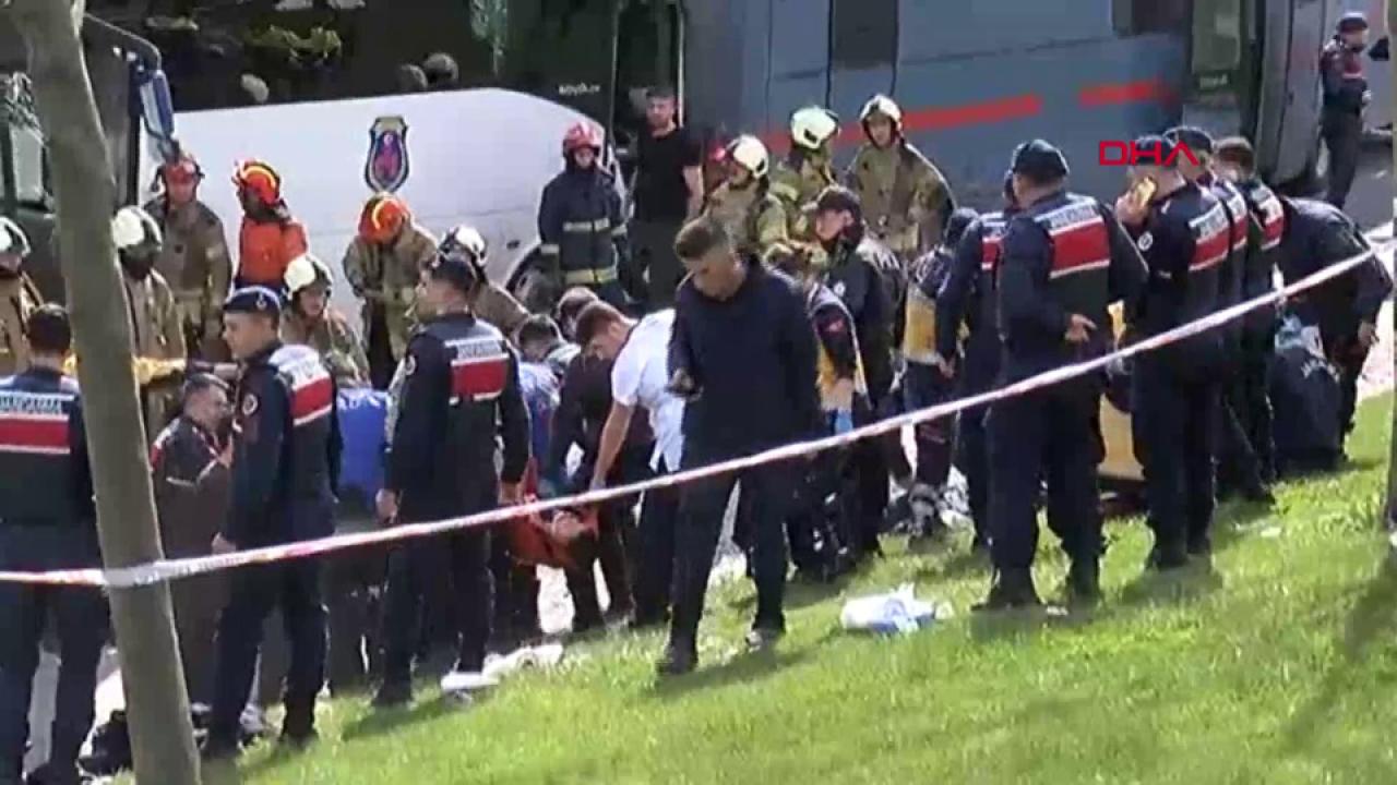 Bağcılar'da Korkutan Kaza! 4 Cezaevi Aracı Birbirine Girdi: 6 Jandarma Yaralı