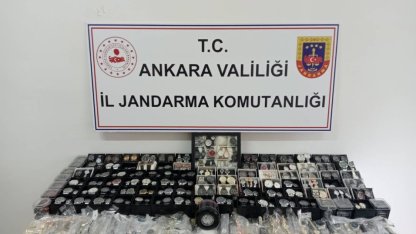 Başkentte piyasaya kaçak saat sürmeye çalışan şüpheli gözaltına alındı