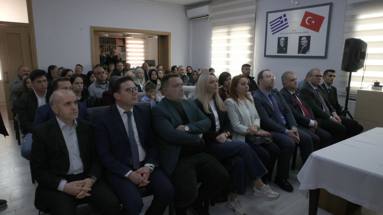 Gümülcine'de "Çanakkale Savaşları ve Zaferleri" temalı öykü yarışmasının ödül töreni gerçekleştirildi