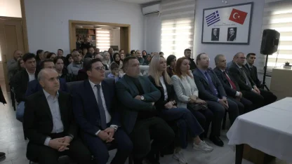 Gümülcine'de "Çanakkale Savaşları ve Zaferleri" temalı öykü yarışmasının ödül töreni gerçekleştirildi