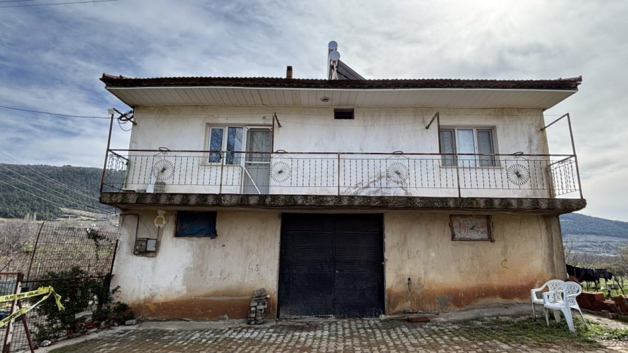 GÜNCELLEME 2 - Manisa'da bir kişi karısını, kayınvalidesini, kayınpederini ve kayınbiraderini öldürdü