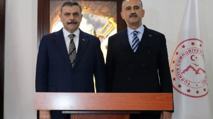 İçişleri Bakanı Çiftçi, Ağrı'da ziyaretlerde bulundu