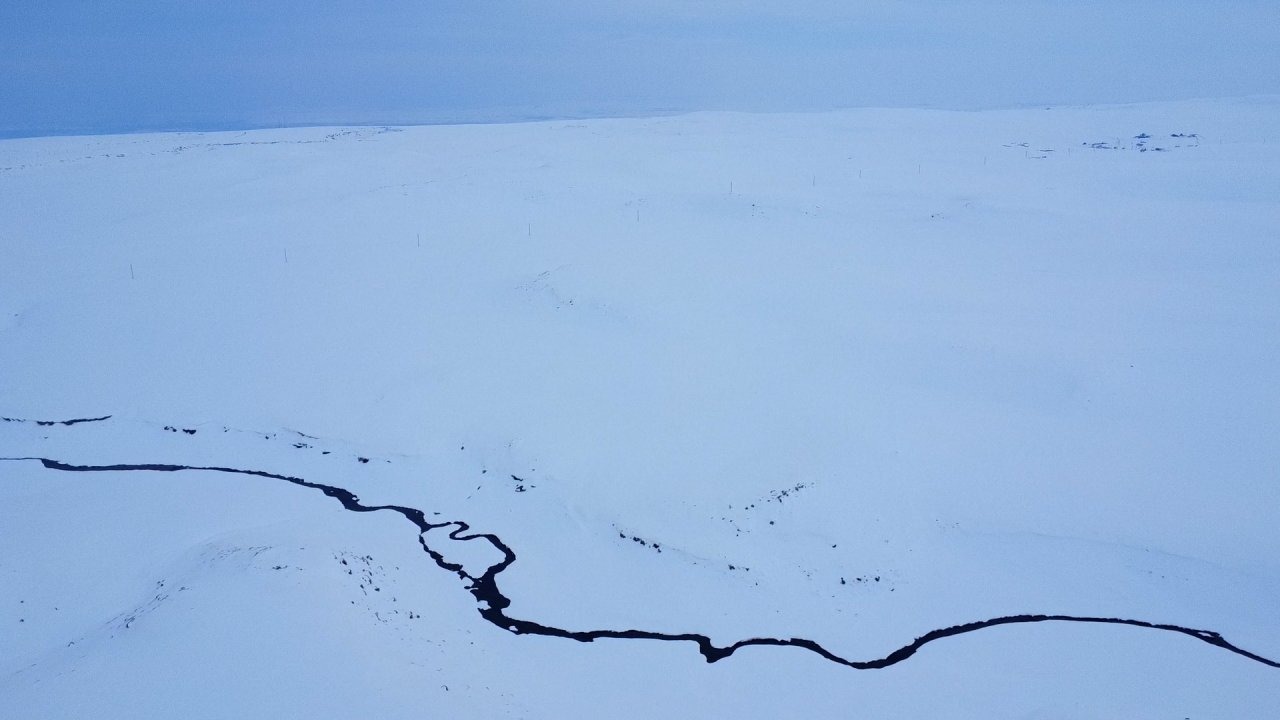 Kars'ın yüksek kesimlerinde kar kalınlığı 2 metreyi aştı