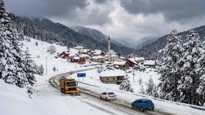 Mart Sonunda Kış Geri Döndü! Meteoroloji’den 81 İle Kritik Uyarı: Kar, Sel ve Çığ Tehlikesi Kapıda!