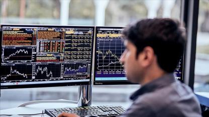 Piyasalarda Savaş v e Faiz Çıkmazı! Enerji Riski Emtiayı Vurdu, Fed 'Şahin'leşti