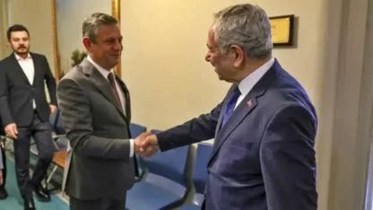 Özgür Özel ile Bülent Arınç ne konuştu? 1 saat 15 dakikalık zirvenin perde arkası