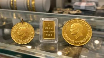 Altın fiyatlarında geri çekilme yatırımcıyı tedirgin etti! 2026 yıl sonu hedefi ne kadar?