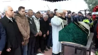 Pendik’te kanlı otopark kavgası: Kızının gözü önünde öldürülen Hüseyin Teke son yolculuğuna uğurlandı