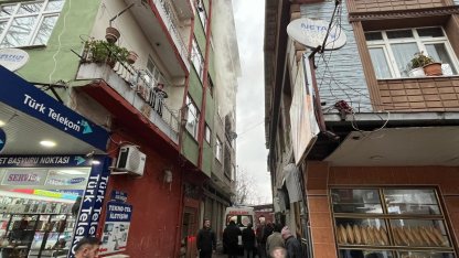 Samsun'da evde çıkan yangında 2 kişi dumandan etkilendi