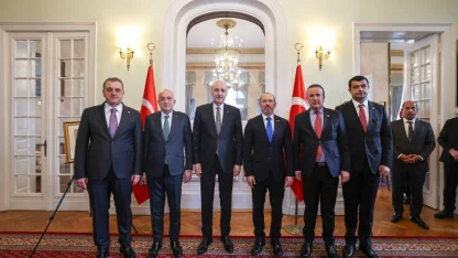 TBMM Başkanı Kurtulmuş, Türkiye'nin Bükreş Büyükelçiliğini ziyaret etti