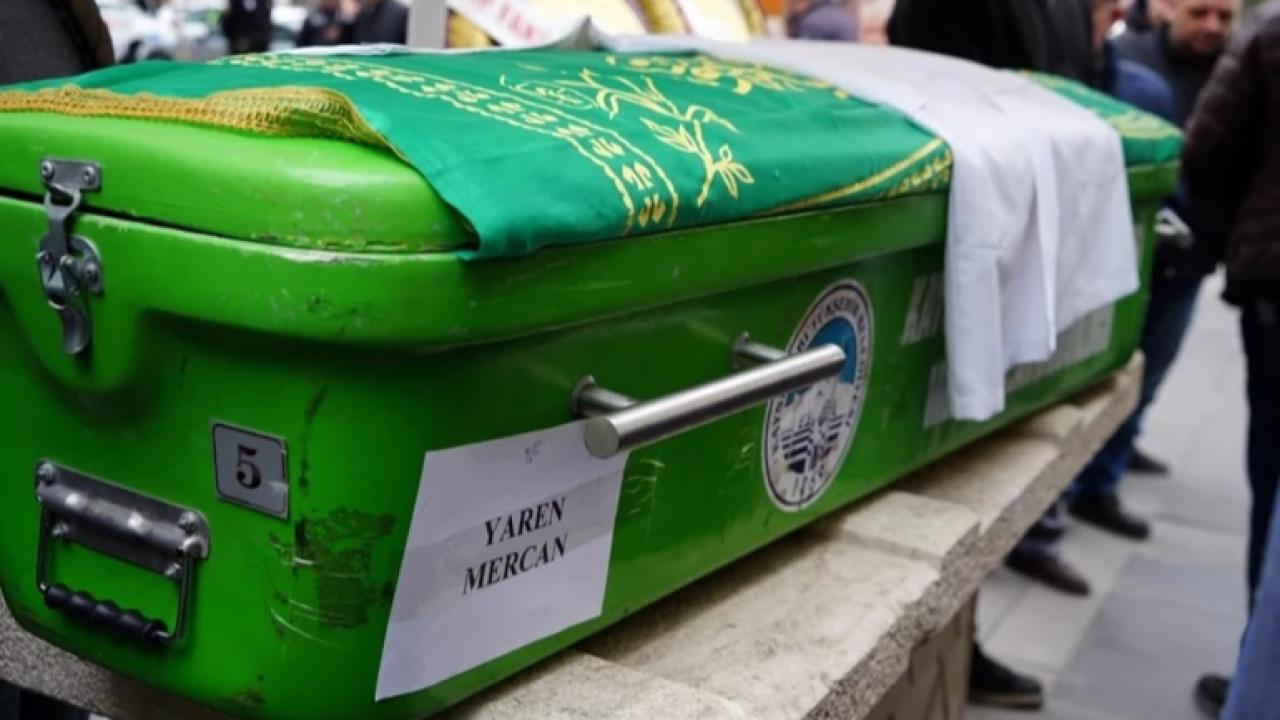 Tıp öğrencisi Yaren Mercan kazada hayatını kaybetti: Beyaz önlüklerle uğurlandı