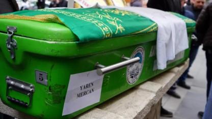 Tıp öğrencisi Yaren Mercan kazada hayatını kaybetti: Beyaz önlüklerle uğurlandı