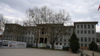 Tokat Valisi Köklü, yeni valilik binası inşaatını gezdi