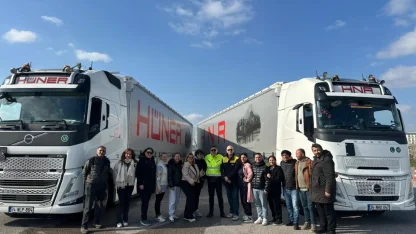 UND Kadın Tır Sürücü Akademisi ikinci dönem mezunlarını verdi