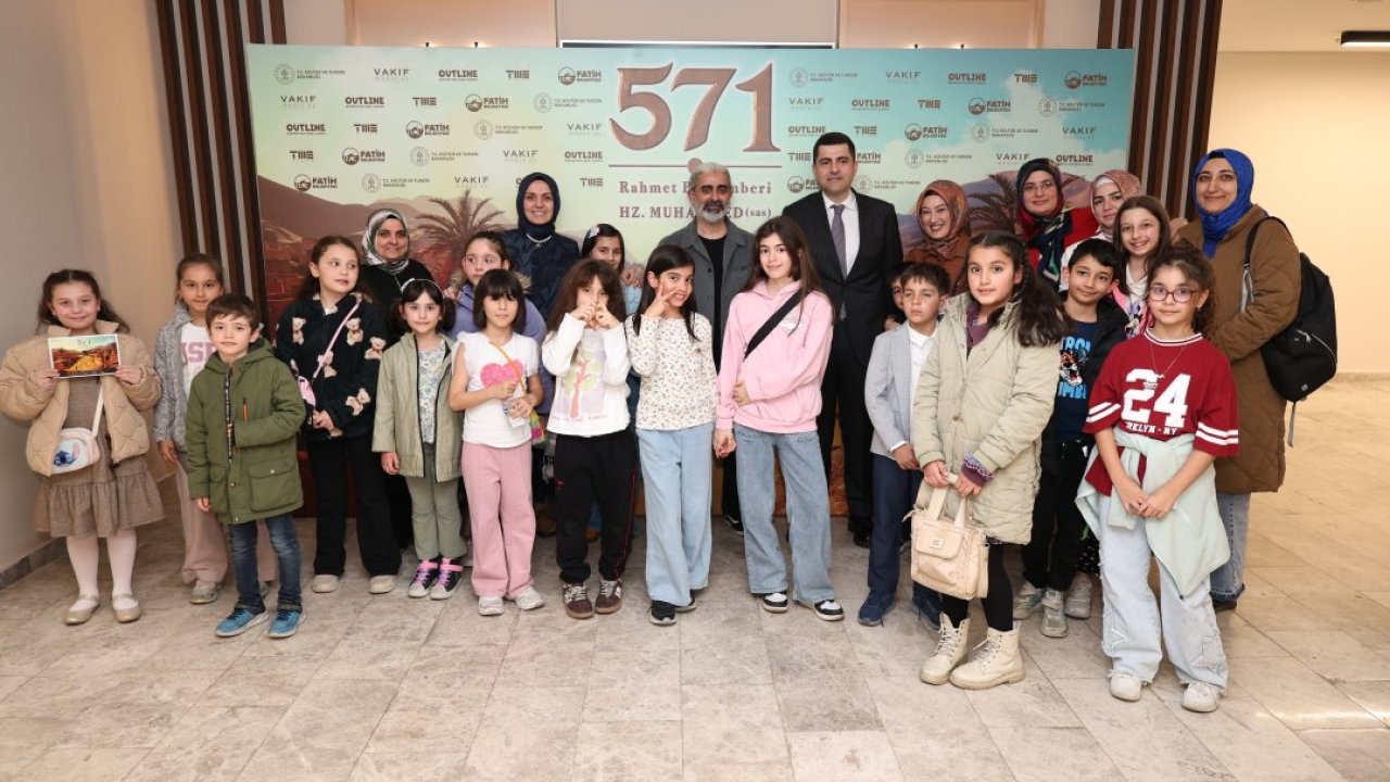 "571 Rahmet Peygamberi Hz. Muhammed" filminin galası yapıldı