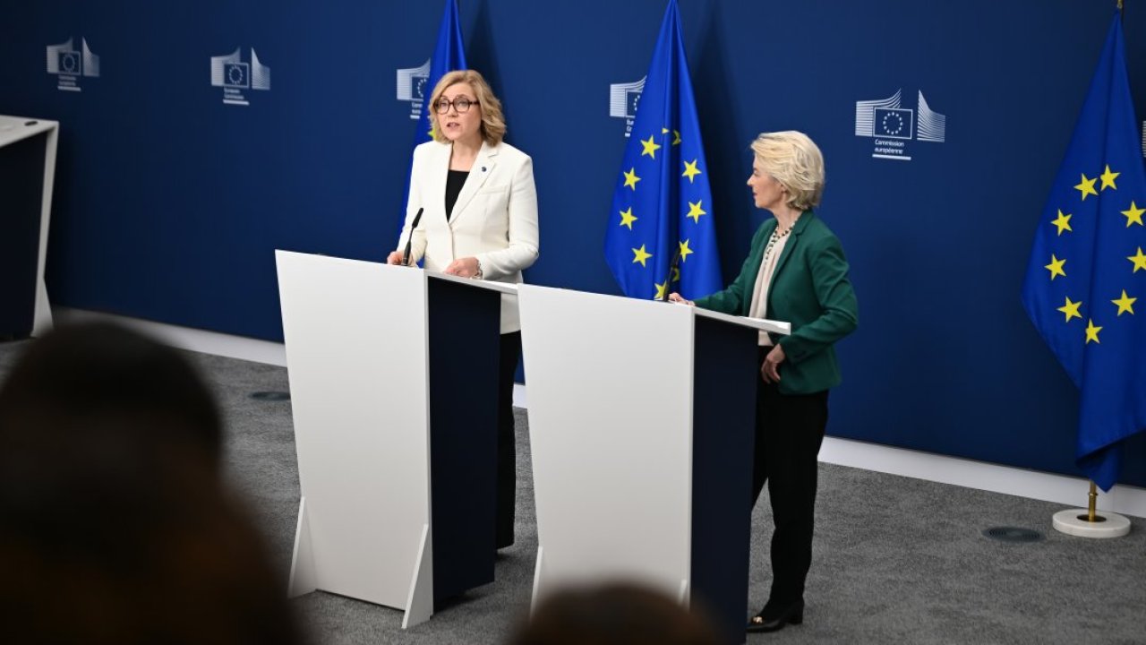 AB’den çocukları korumaya yönelik "dijital yaş doğrulama uygulaması"