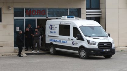 Antalya'da denizde ölü bulunan gencin cenazesi yakınlarına teslim edildi