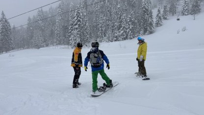 Atabarı Kayak Merkezi nisanda da ziyaretçilerini ağırlıyor