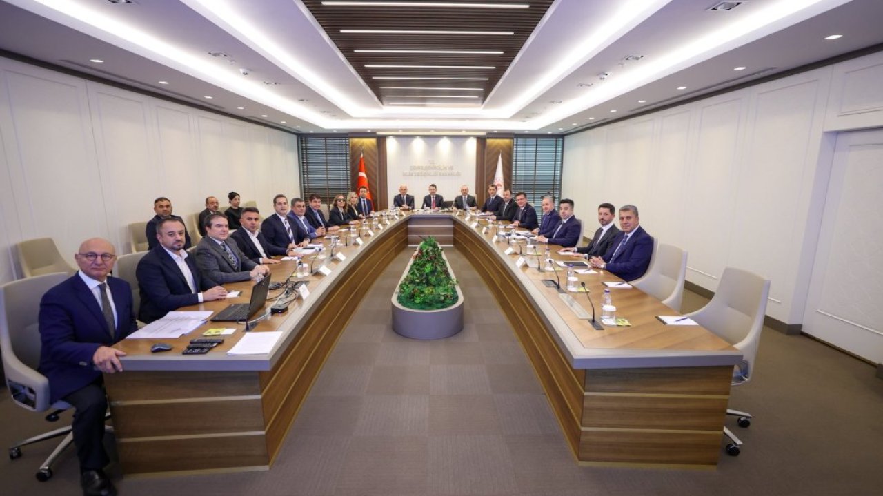 Bakan Kurum ve Bakan Ersoy'dan COP31 Zirvesi'ne ilişkin toplantı