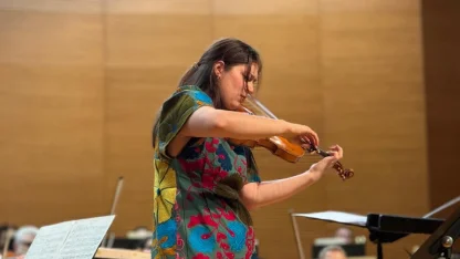 BBDSO keman sanatçısı Veriko Tchumburidze'yi konuk etti