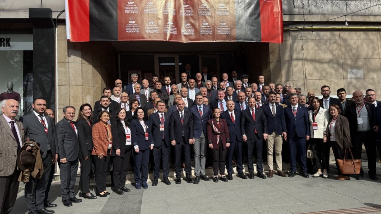 CHP Genel Başkan yardımcıları Aytekin ve Zeybek, Zonguldak'ta toplantıya katıldı