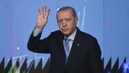 Cumhurbaşkanı Erdoğan, ROKETSAN Üretim Tesisleri'nde incelemelerde bulundu