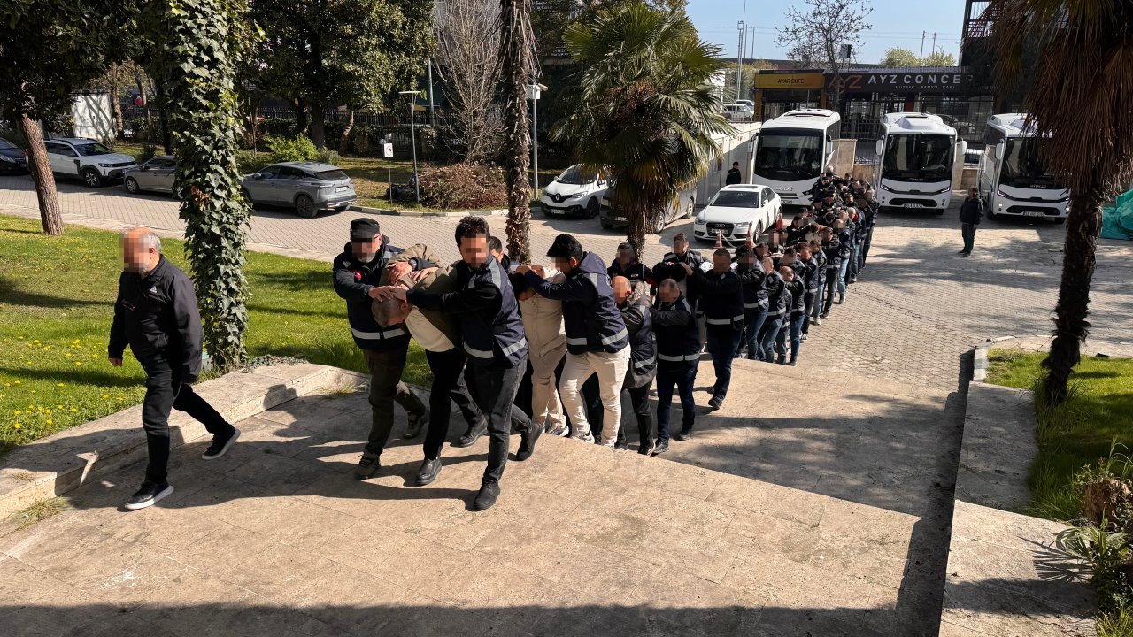 GÜNCELLEME - Samsun merkezli suç örgütü operasyonunda gözaltına alınan 17 zanlı tutuklandı
