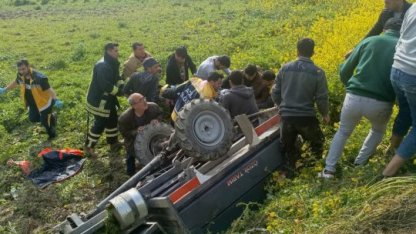 Hatay'da devrilen tarım aracının sürücüsü öldü