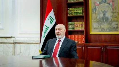 Irak’ın yeni Cumhurbaşkanı Amedi görevini resmen devraldı