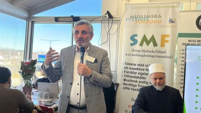 İsveç İslam Dernekleri  Federasyonu Başkanlığına Tahir Akan yeniden seçildi