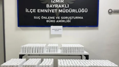 İzmir'de 102 bin 596 uyuşturucu hap ele geçirildi