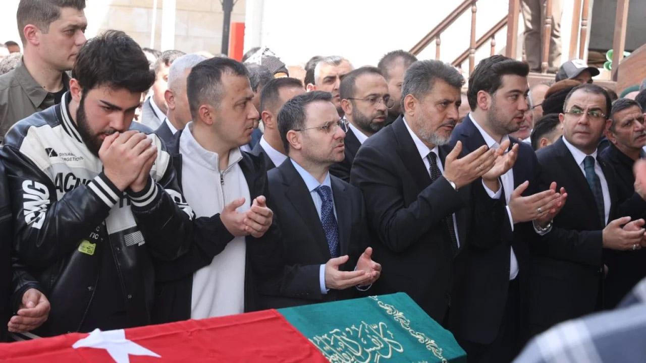 Kahramanmaraş'taki okul saldırısında hayatını kaybedenler son yolculuğuna uğurlanıyor